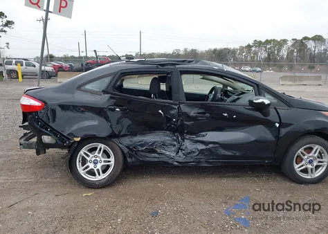 2019 Ford Fiesta Se z USA, uszkodzony, nr VIN 3FADP4BJ2KM159022